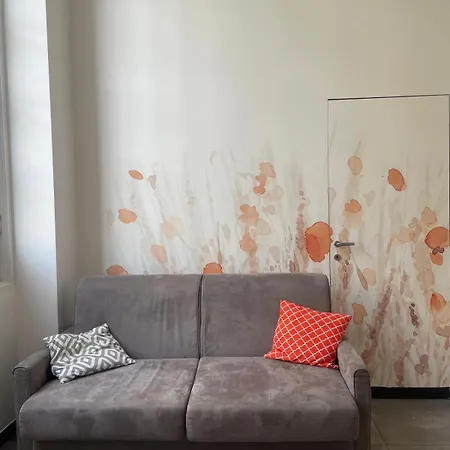 Apartamento U Papaviou Cairoli *