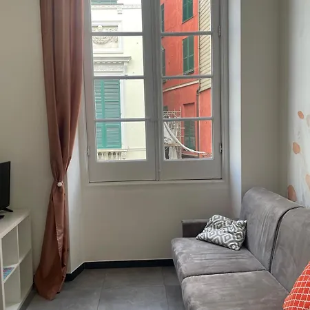U Papaviou Cairoli Apartamento Génova